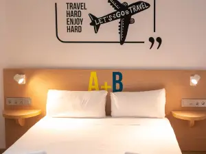 U-Sense For You Hostel Sevilla
