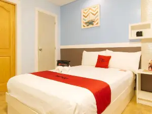 RedDoorz Plus near Lapasan Plaza Cagayan de Oro