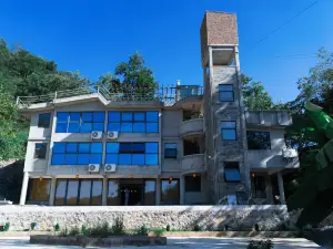 Bairan Pinqi Resort