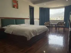 Border City Hotel