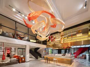 Huacheng · Light Luxury Art Hotel (Guiyang Municipal Government Store in Guanshan Lake Park)