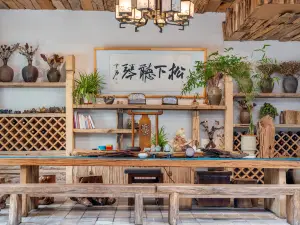 Tang Yunyi house B & B (Dunhuang YueYaQuan store)
