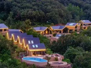 Xuanya Suji Qixian Shanju (Huixian Baoquan Tourist Area)