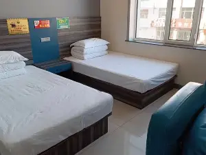 众鑫明鼎电竞快捷酒店