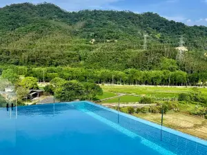 Youran Shanju Hostel