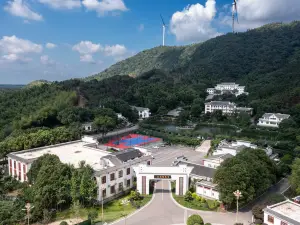 Taohuashan Ecological Garden Hotel