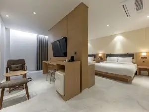 Daisy Hotel Changwon