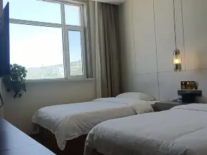 Huining Zhaoxiang Hotel