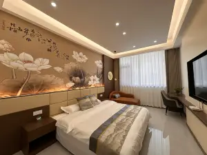 Jingyue Hotel”