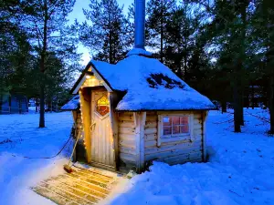 Lake Inari Mobile Cabins