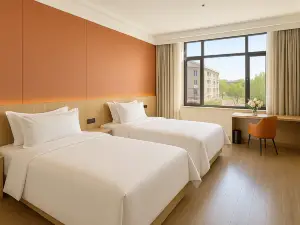 Bishkek Crystal Luxury Smart Hotel (Ala-Too Square Branch)