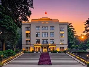 Lushan Building