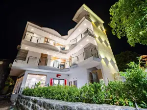Weizhou Island Qirui Island B & B