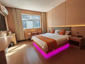 Xiping Riverside Hotel