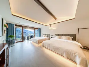 Fenghua Xueyue Hotel