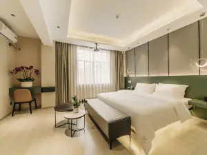 Jinhuang Future Hotel