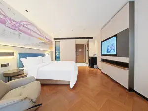 홀리데이 인 가오춘 하오팅