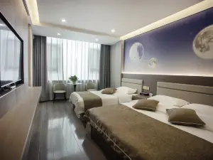 Wangshanyi Hotel (Colorful Danxia Scenic Area Branch)