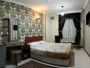 Mina Hotel Tehran