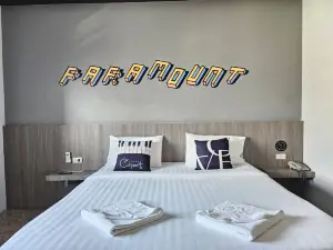 Paramount Palace Hotel Dannok