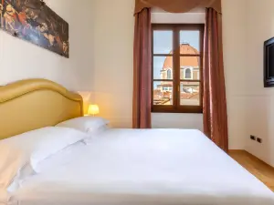 Relais Hotel Centrale "Dimora Storica"