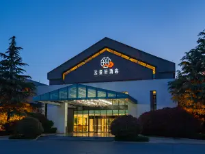 Grand Cloud View Hotel