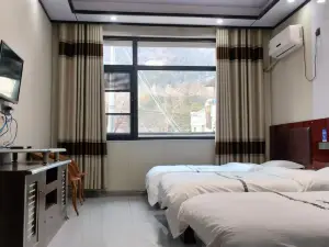 金牌民宿(登封嵩山少林寺景区店)
