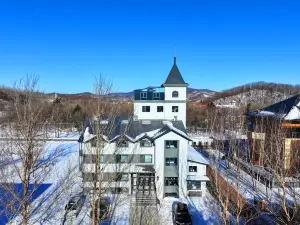 Yabuli Half-Mountain Resort Stay