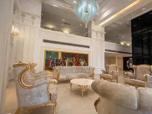White Domes Hotel