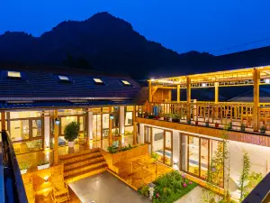 Beijing Shicheng Yunqi B&B (Qinglianggu Scenic Area Branch)