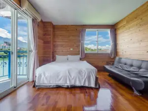 Bishui Shanju Lakeside B&B