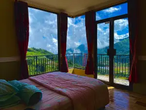 Afton Homestay Sikunir