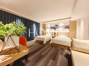 Wuyuan Sunshine Holiday Hotel