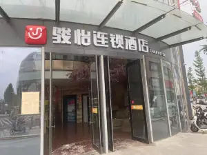Junyi Chain Hotel (Qinghe Rongdu Street)