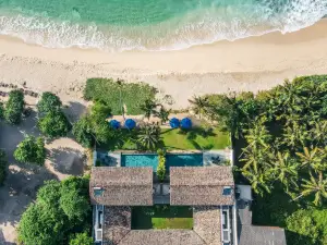 Ubuntu Beach Villas by Reveal