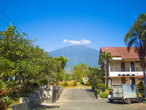 Grage Resort Sangkan
