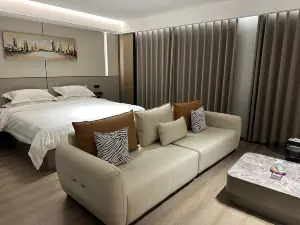 Yanchi Hotel