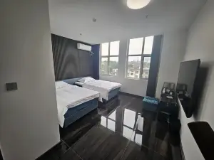 Yinan Yusheng Hotel