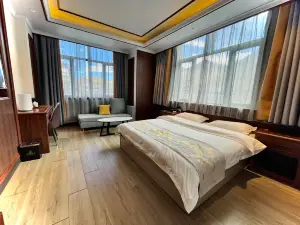 Dingjie Yuhuang Hotel