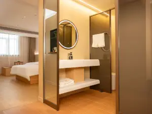 라이트 엔조이먼트 시즌 호텔