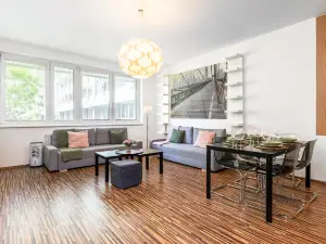 Urban Escape, Top Location & Private Parking