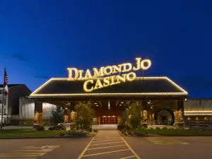 Diamond Jo Worth Casino & Hotel
