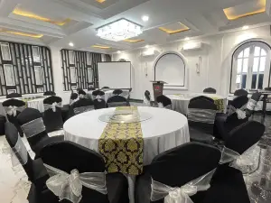 Swiss-Belexpress Palu