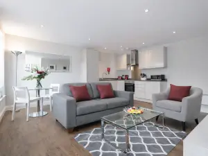 Roomspace Serviced Apartments - Trinity House