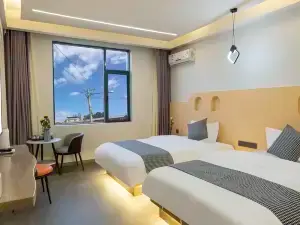 Dayao Xin Yapeng Light Luxury Hotel