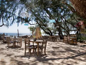Cemara Beachfront Suite