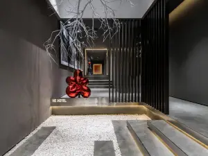 HeSu Hidden Art Hotel & Suites - Exclusive Two&Three-Bedroom Suites for Group Stays
