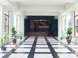 Room V Kluang parade by SECOM