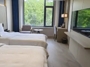 Juemt Hotel