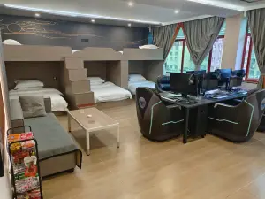 โรงแรมอีสปอร์ตไอเต้ จอมดา